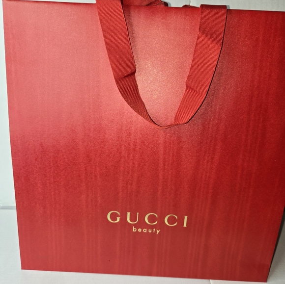 Gucci Beauty Red Woodgrain Pattern Gift Bag - Picture 12 of 16